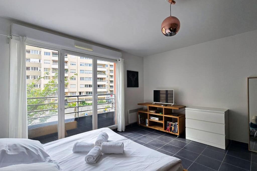 Bnbgones - Le Cosy Saint Louis - Metro Jean Mace Et Saxe Gambetta Lyon Buitenkant foto